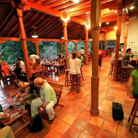 Ian Andersons Caves Branch Jungle Lodge Belmopan Bagian luar foto