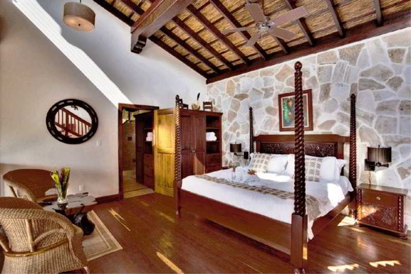 Ian Andersons Caves Branch Jungle Lodge Belmopan Bagian luar foto
